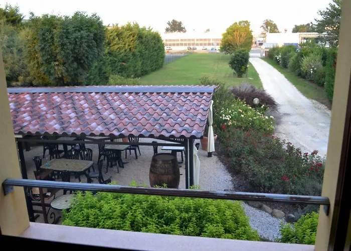 Bed & Breakfast La Ca Vecia Soragna